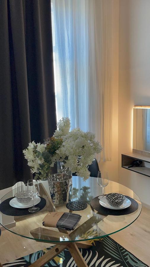 Appartamento Lux Dabich 1 Novi Sad Esterno foto